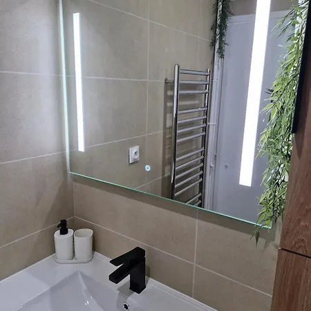 Apartment Entierement Renove A 2 Min De La