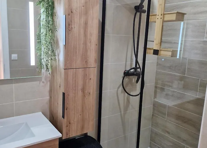 Entierement Renove A 2 Min De La *