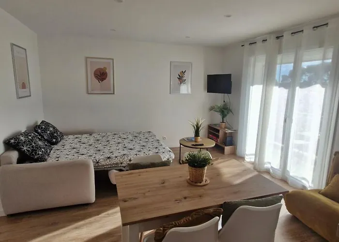 Entierement Renove A 2 Min De La *